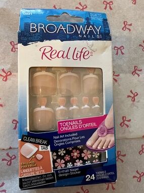 Broadway Nails Real Life Toenails - Nude French Tips